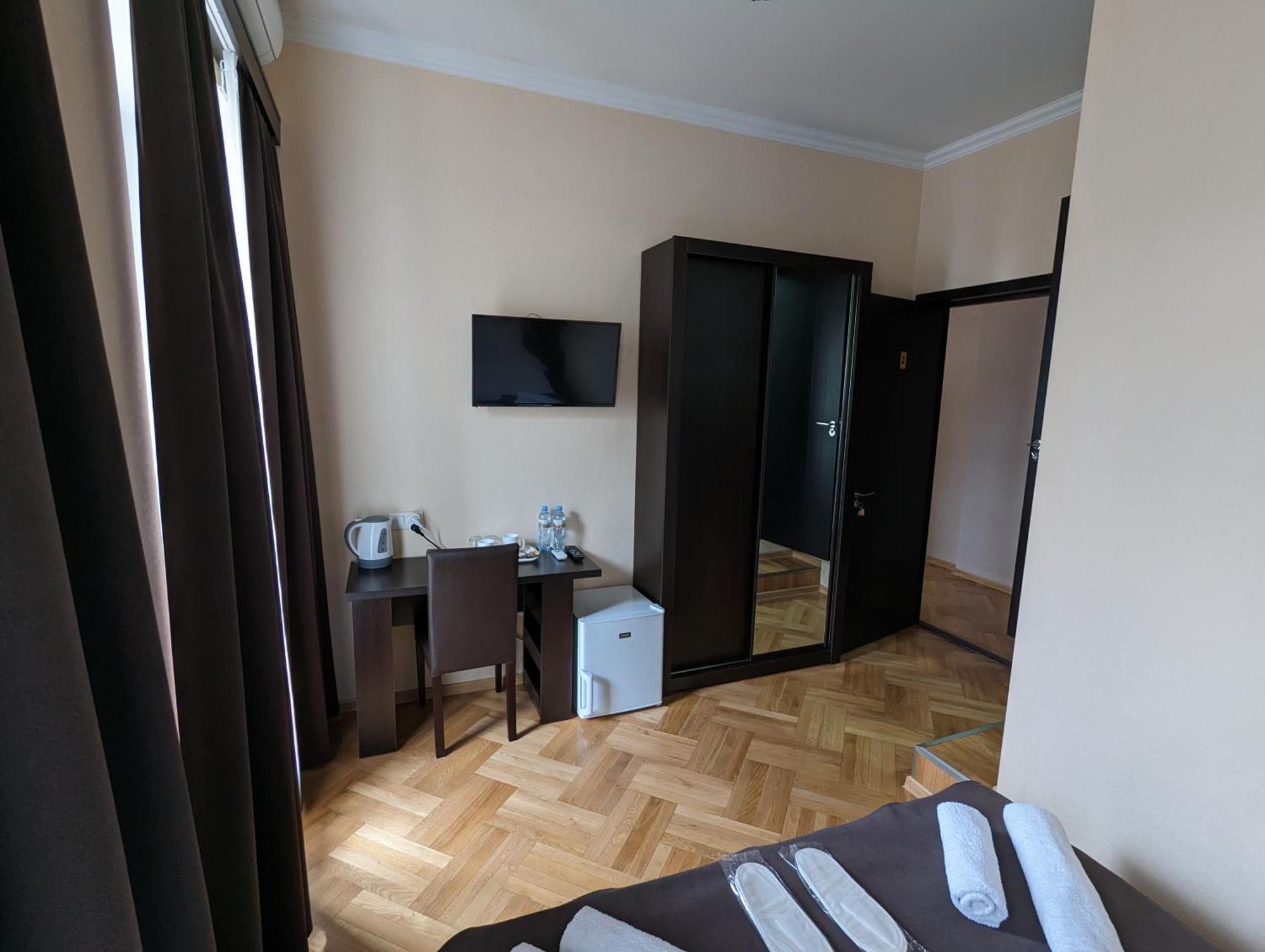 Family Guest House Tiflis Habitación foto